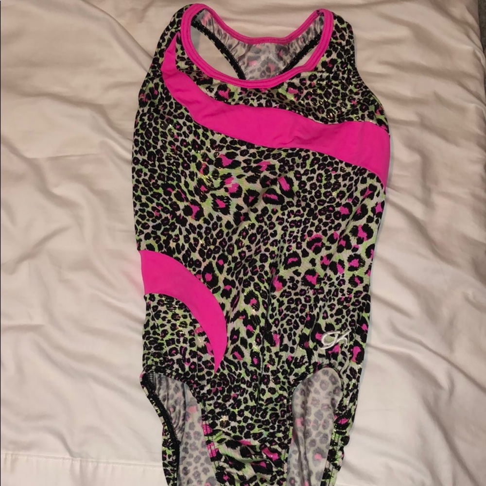 Cheetah print Leo!